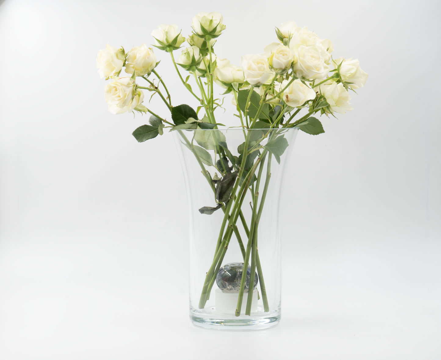 VitaJuwel Crystal Flower Vase – “Flora” with Moss Agate, Sodalite & Quartz